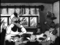 Курица на улице